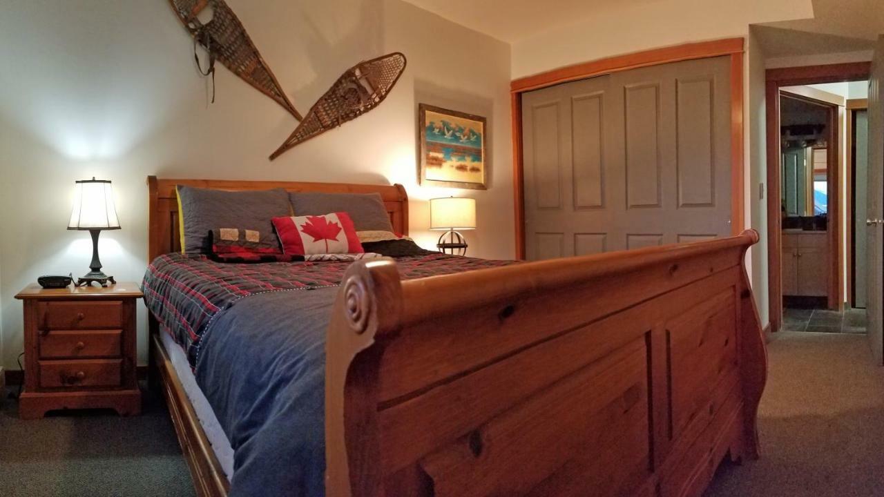 Downtown Loft, Mountain Views, Fireplace, Couple'S Retreat, Walker'S Paradise Canmore Eksteriør billede
